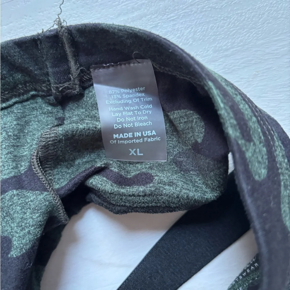 ❌SOLD❌Bombshell Set - Picture 4 of 10